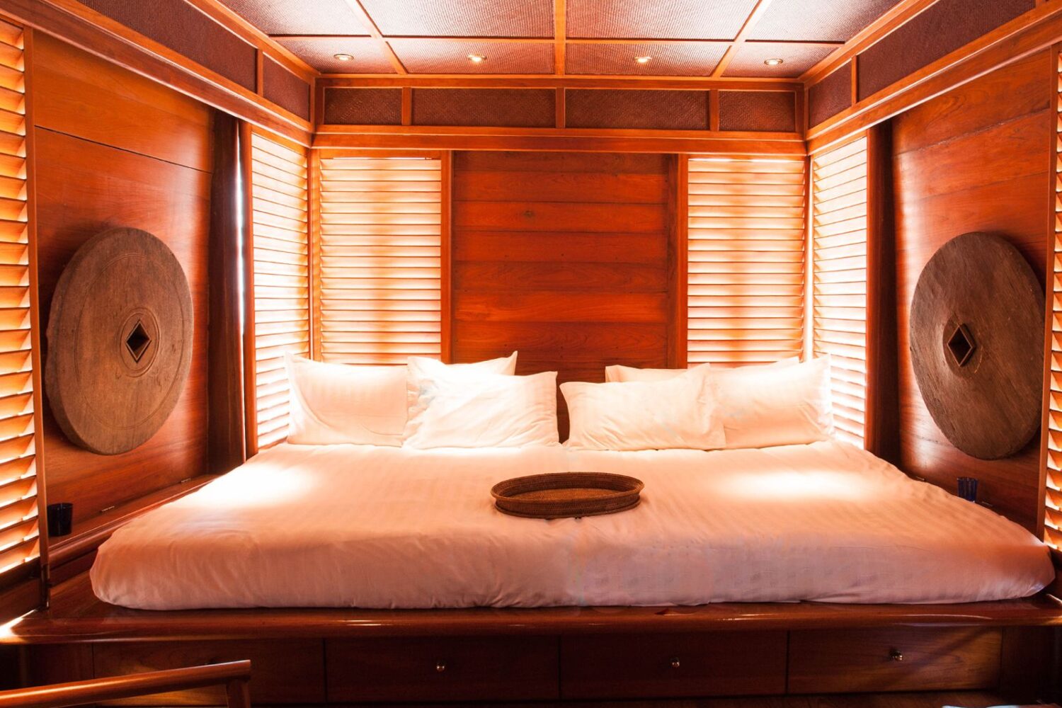room on wooden Thai yacht
