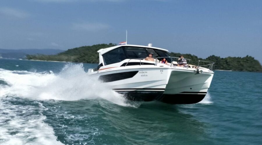 speed boat in phuket