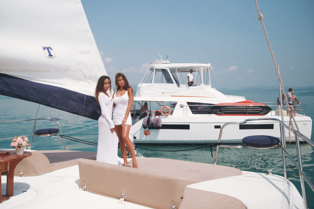 This Leopard 43 Power Catamaran – gorgeous – for day cruises she can take up to 15 passengers, (maybe a few more)
